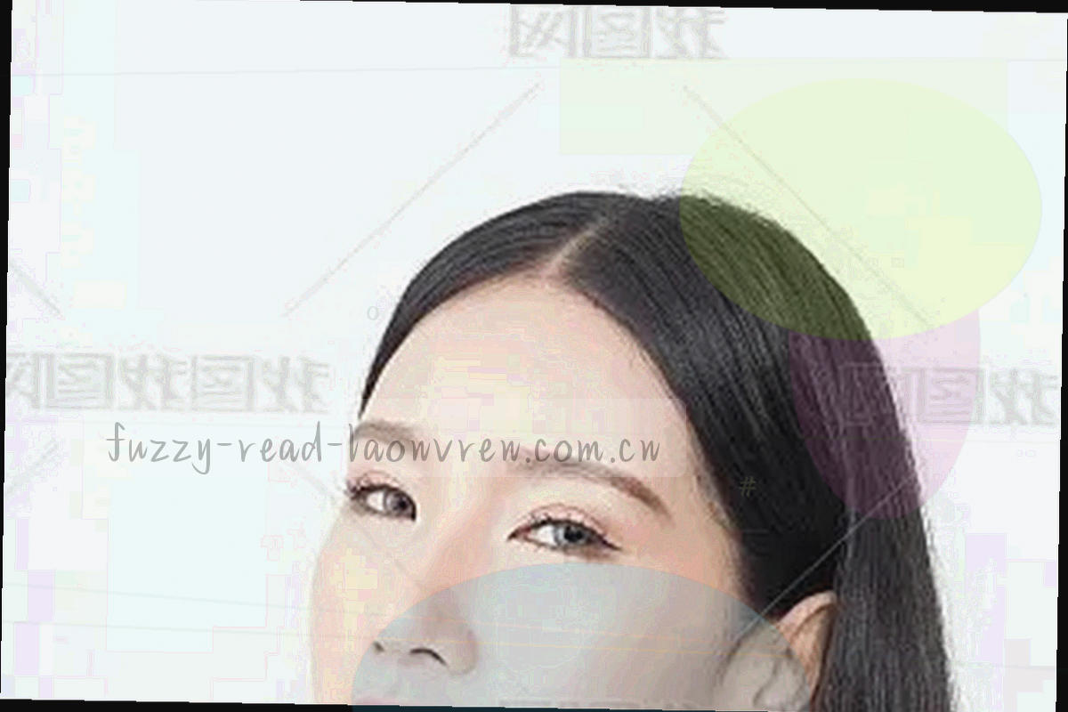 由暖灰羊皮纸纹理与暗棕边框叠印而成的档案底图